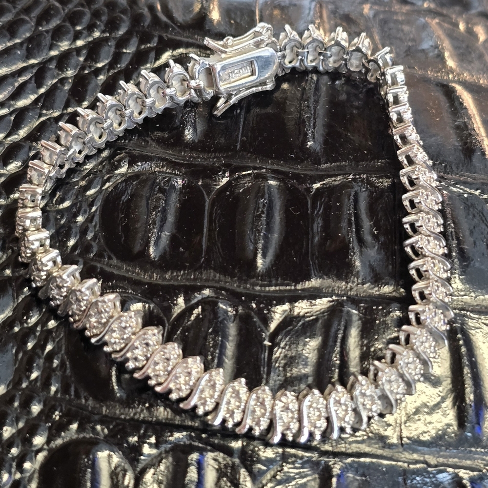 Elegant Silver And CZ Bracelet for Women 7"